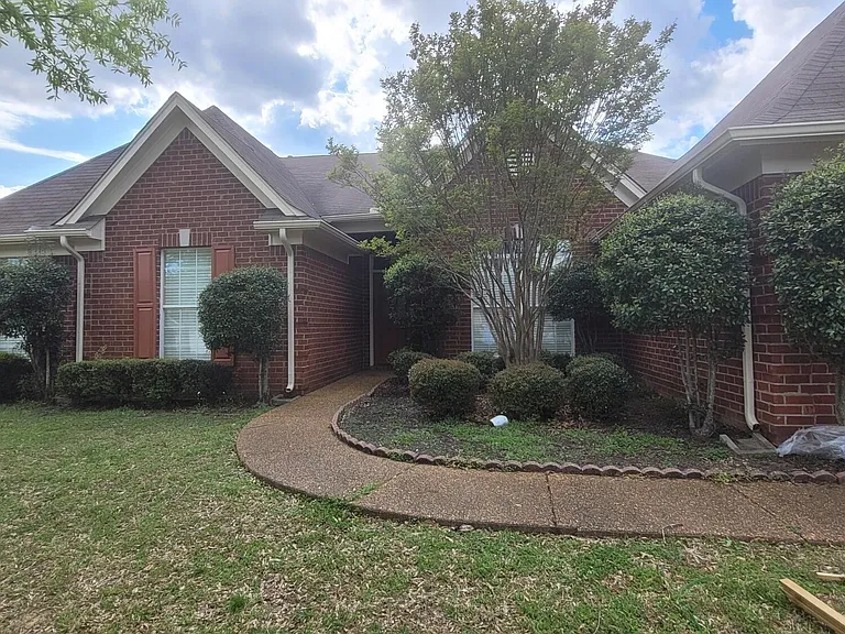 5935 Telford Dr — Photo 11