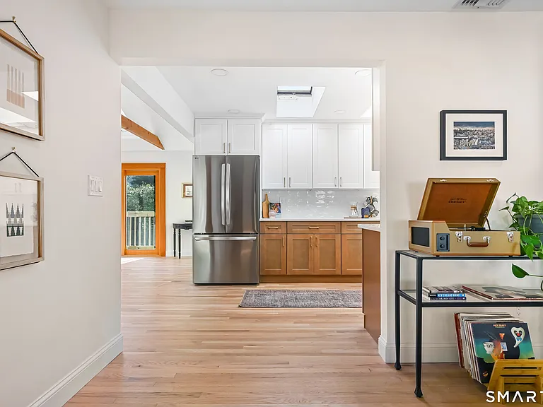 8 Millard St — Photo 8