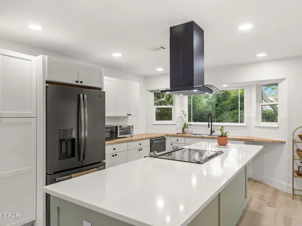 140 Manistee Dr, Panama City Beach, FL 32413