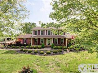 628 Cornwall Rd, Clarksville, TN 37043