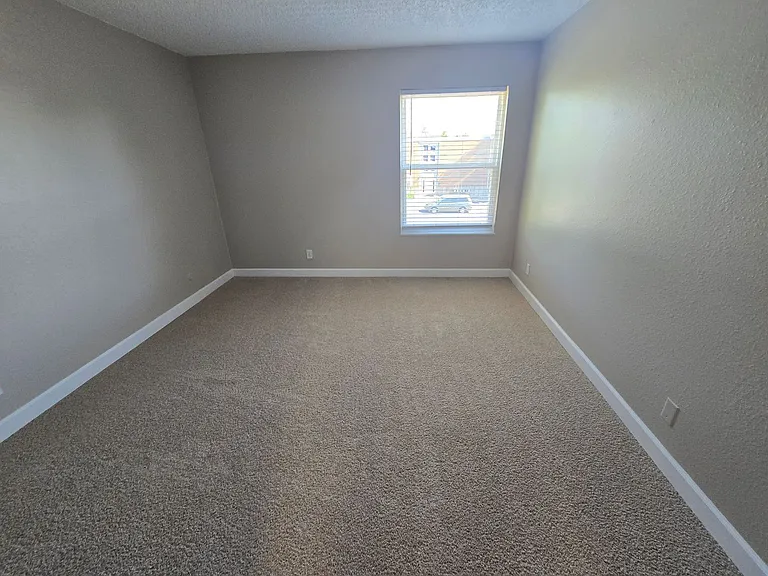 1606 Cottonwood Dr #23 — Photo 10