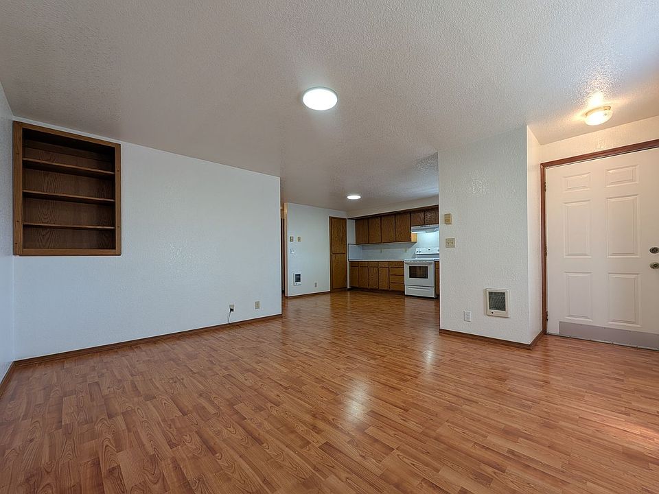 1st image of 1201 R St APT 4