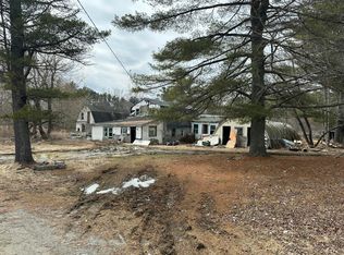 1 Pineview Dr, Winterport, ME 04496