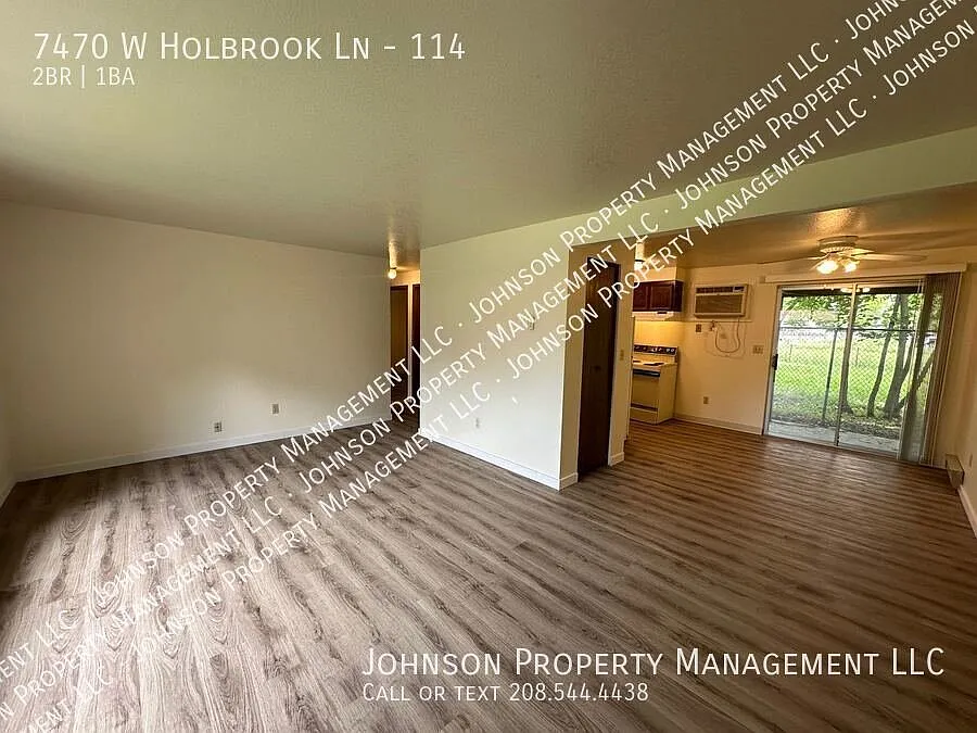 Central Boise downstairs 2 bed with new flooring, paint, etc. Covered Parking & Storage! — Photo 4