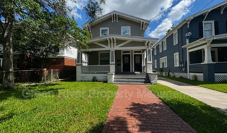 2805 College St — Photo 1