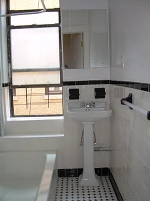 Rented by City Connections Realty | media 15