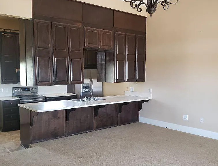 1227 W Denton Rd — Photo 7