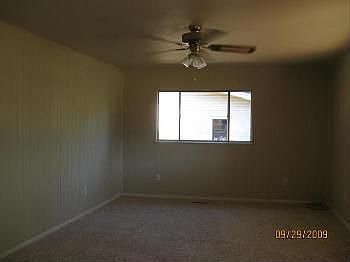 2nd image of 904 S Jackson Ave