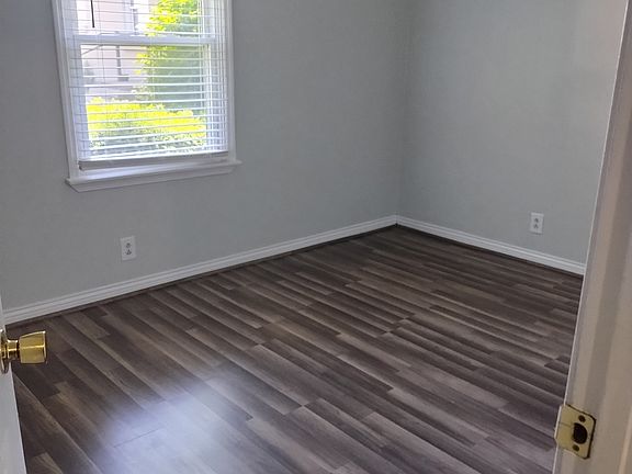 4th image of 1023 N Broadway Unit 4