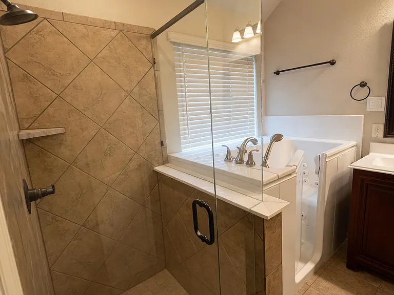 1212 Brentfield Dr — Photo 11