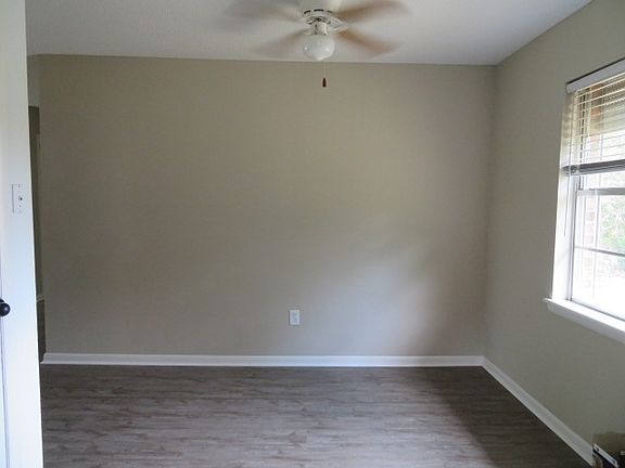 5th image of 5812 NW Liberty Ave