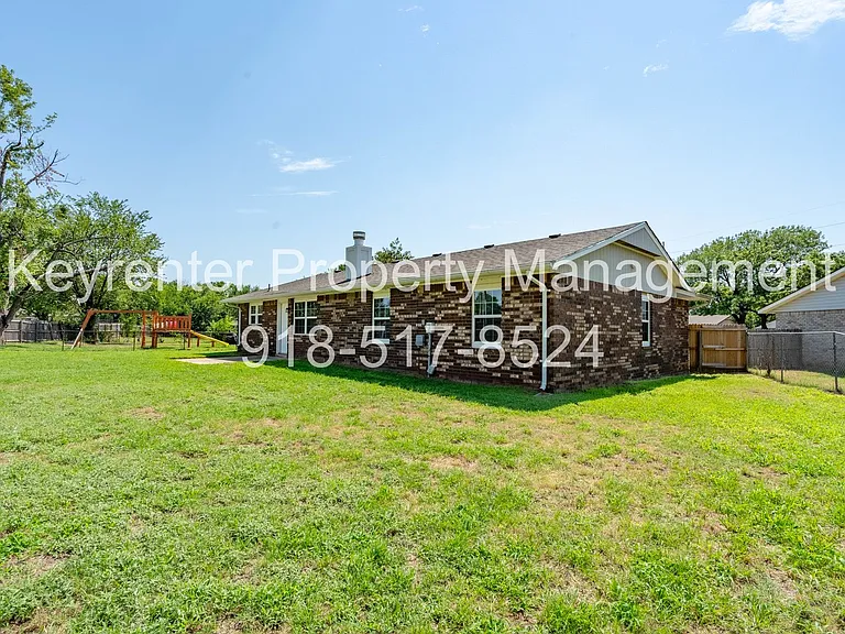 1707 S Nogales Ave — Photo 12