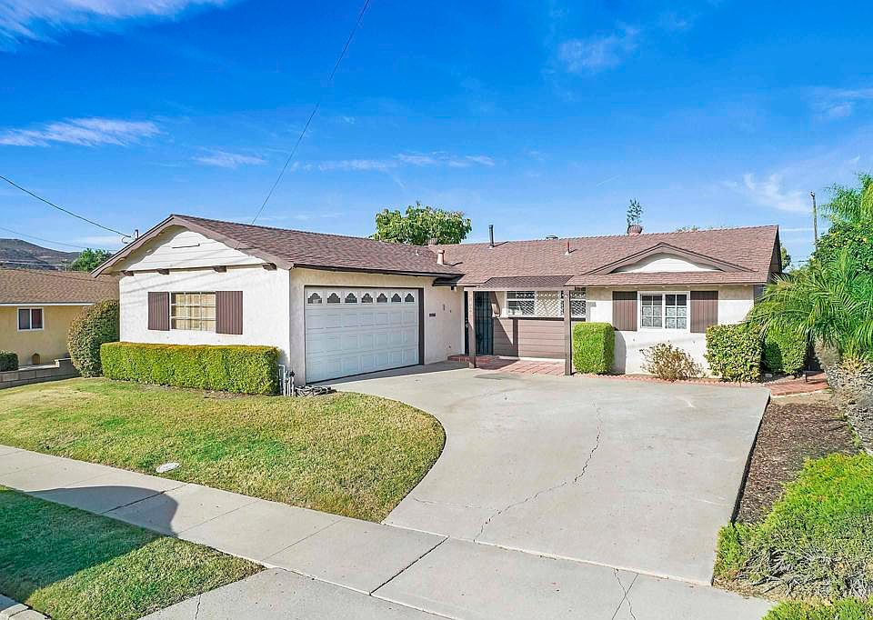 1st image of 8428 Lake Baca Dr