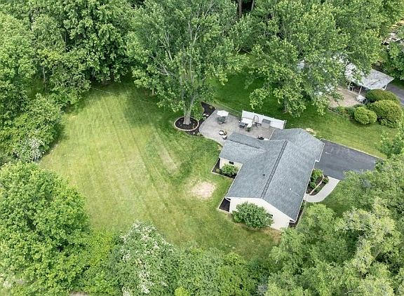 4th image of 34 Faircrest Rd