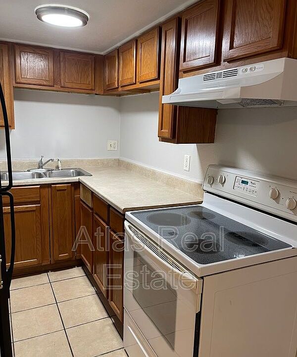 1st image of 1822 W Mississippi Ave