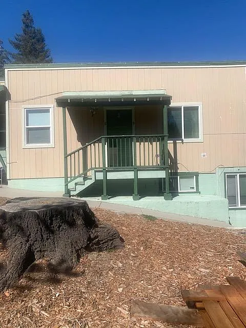 Front of building - 6390 Highway 9 #8