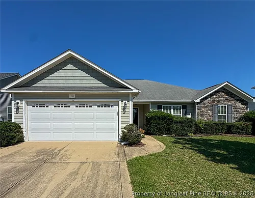 136 Ivystone Dr Photo 1