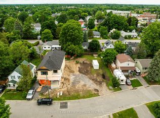 165 King St, Carleton Place, ON K7C1G5