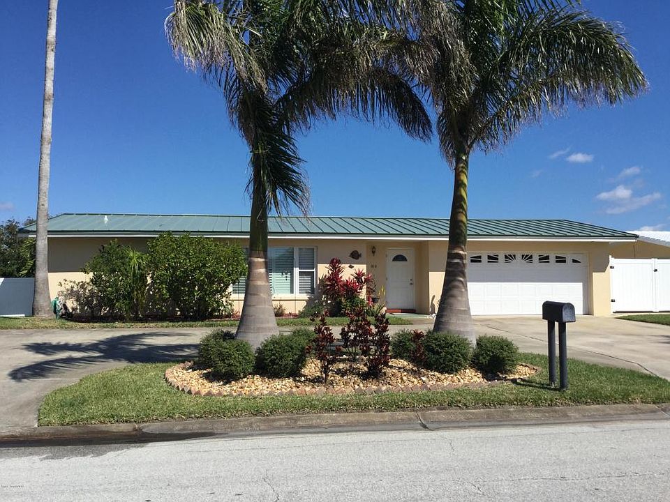 1st image of 416 Carmine Dr
