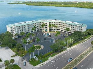8800 Bay Pines Blvd APT 111, Saint Petersburg, FL 33709