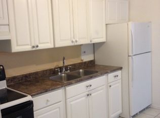 2117 Lorraine Ave APT BN, Waukegan, IL 60087