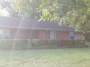 910 Speake Rd NW, Huntsville, AL 35816