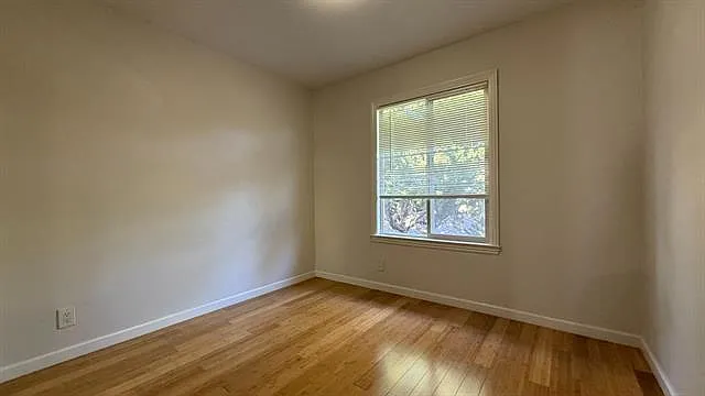 1356 Highland Ct — Photo 9