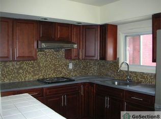 5962 Agusta St, Philadelphia, PA 19149