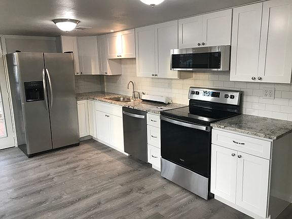 4th image of 307 N 2nd St