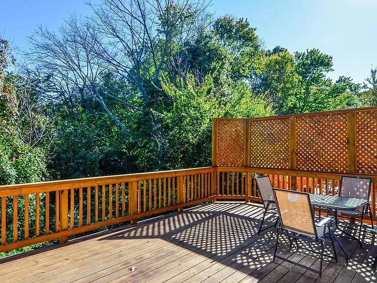 8202 Ironclad Ct — Photo 11