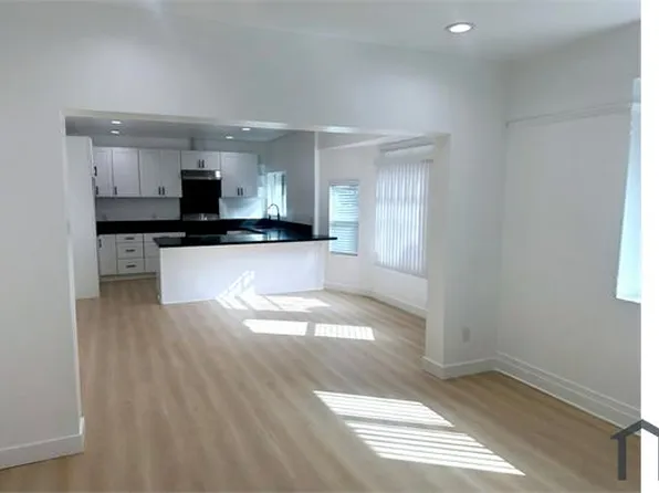 1455 W 22nd St, Los Angeles, CA 90007