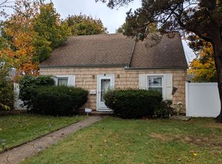 57 Needle Ln, Levittown, NY 11756