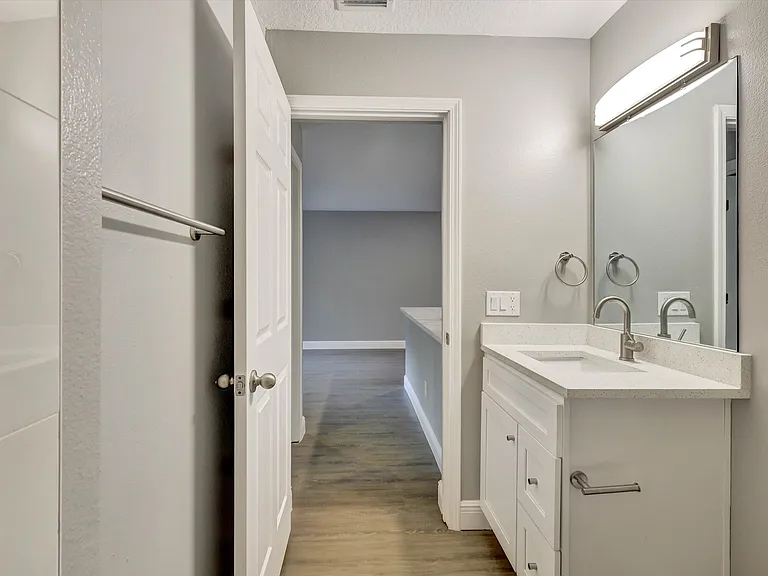 3024 Parkway Boulevardblossom Park — Photo 23