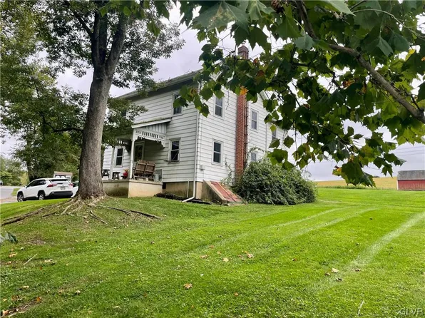 261 Mill Race Rd, Northampton, PA 18067