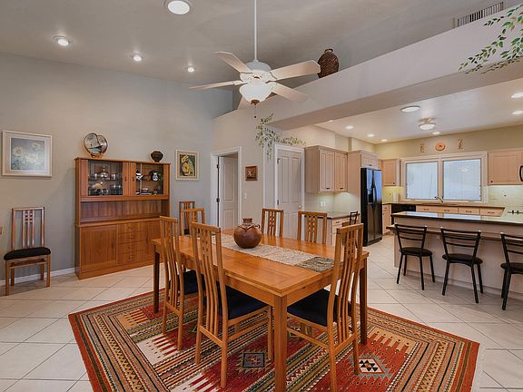 4th image of 2934 W Fairway View Cir