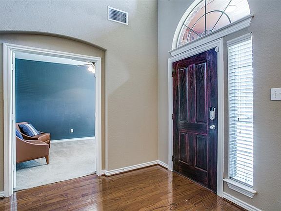 3rd image of 12745 Connemara Ln