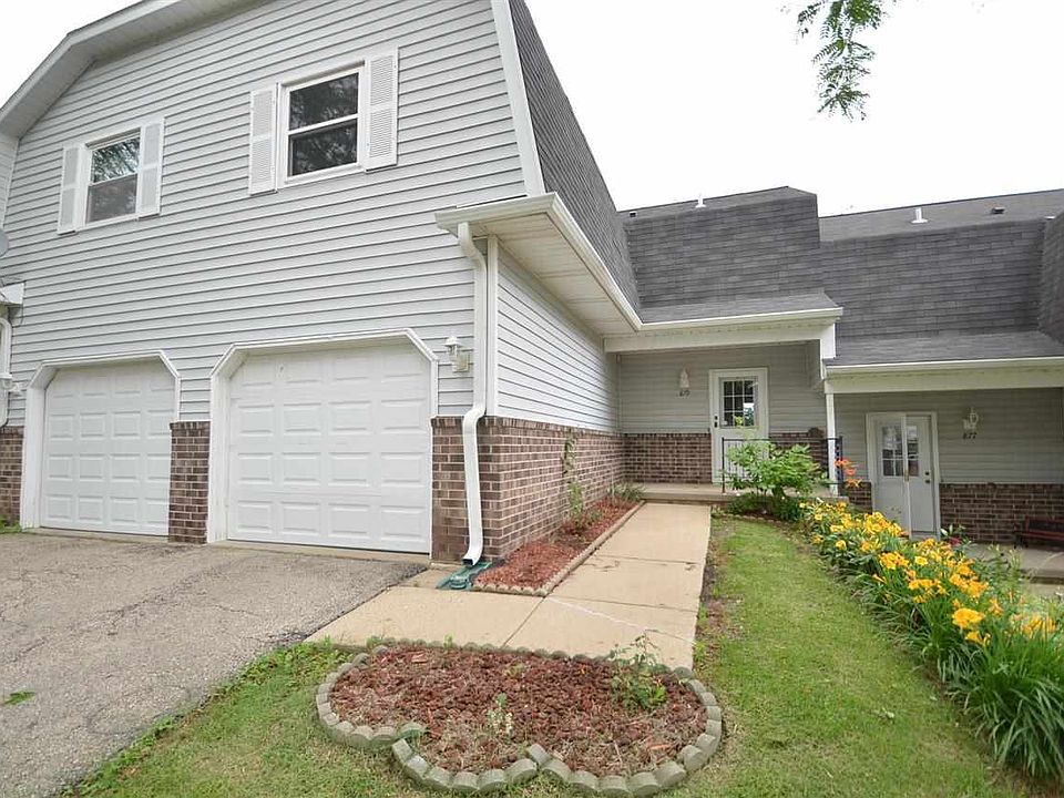 1st image of 879 Hemlock Dr