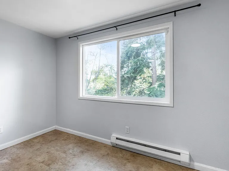 6118 Kenwood Dr — Photo 8