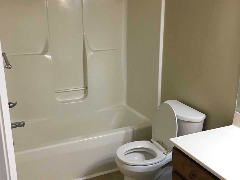1st image of 3124 Glenwood Dr