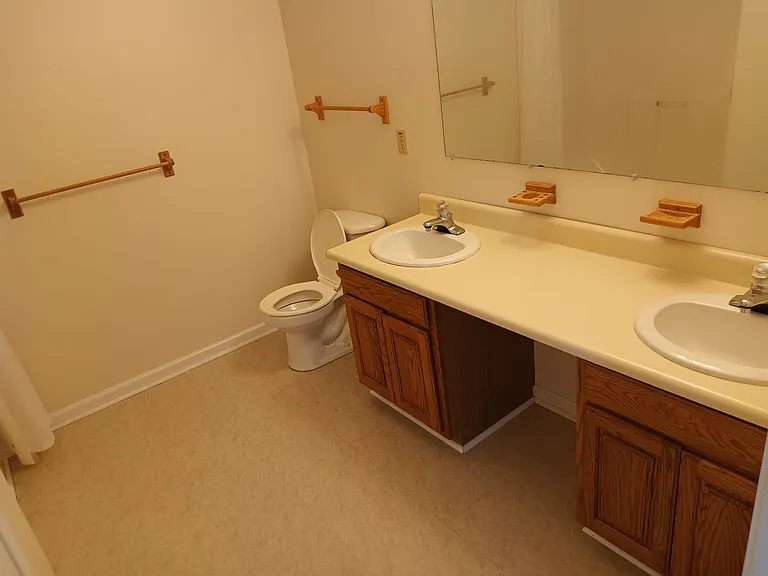 104 Majestic Dr #2 — Photo 11