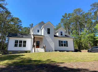 60 Cardinal Dr, Whispering Pines, NC 28327