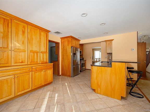 4th image of 5 Chestnut Ridge Road