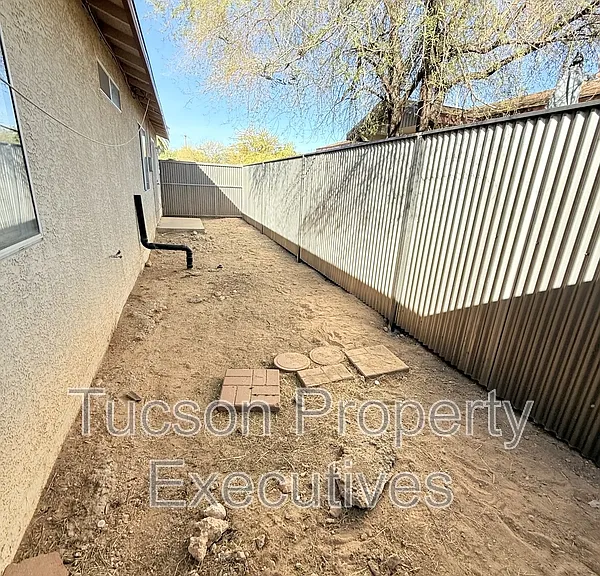 440 E 23rd St #1 — Photo 21