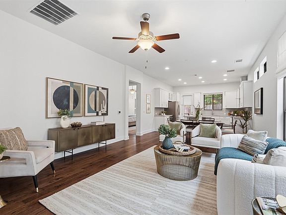 2nd image of 4323 Spicewood Springs Rd #3