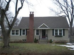 7724 Locust St, Kansas City, MO 64131
