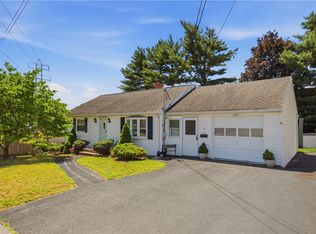 5 Seth St, East Providence, RI 02914