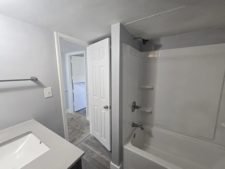 1007 Olsen Ave — Photo 23