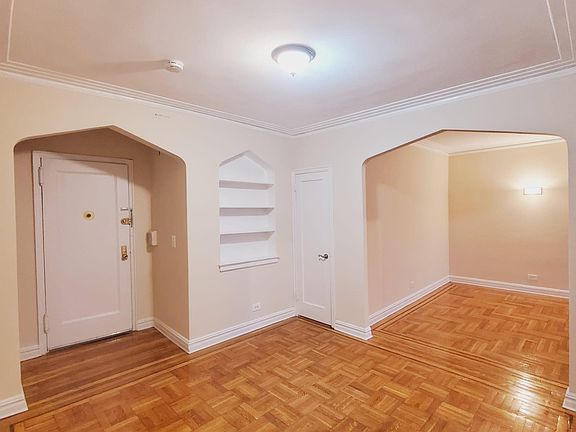 5th image of 33 Loudoun St #4G