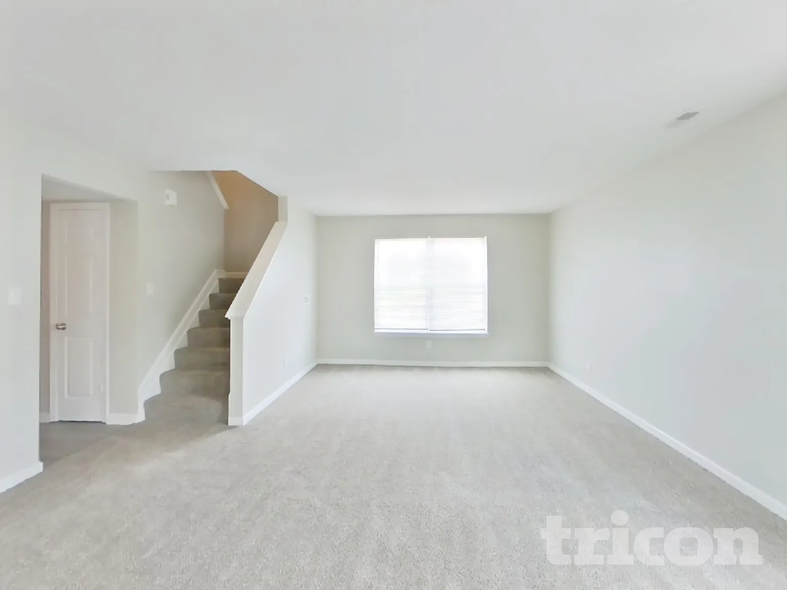 9546 Gull Lake Drive Indianapolis IN — Photo 4