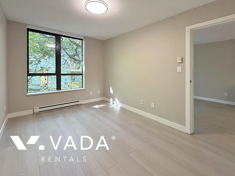 828 Cardero St #301 — Photo 7
